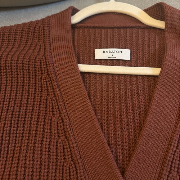 Aritzia Babaton Canberra 100% Merino Wool Brown/Red Cardigan - Picture 4 of 5